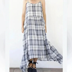 Trovata nightingale midi dress size small